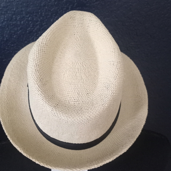 Straw fedora hat - Picture 3 of 3